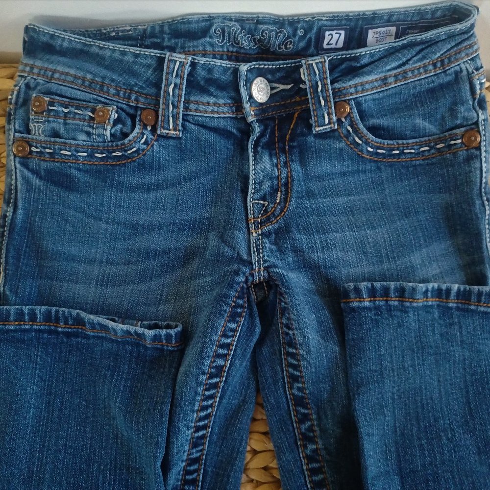 Miss Me jeans.   Size 27.   Length approx 33 inches.